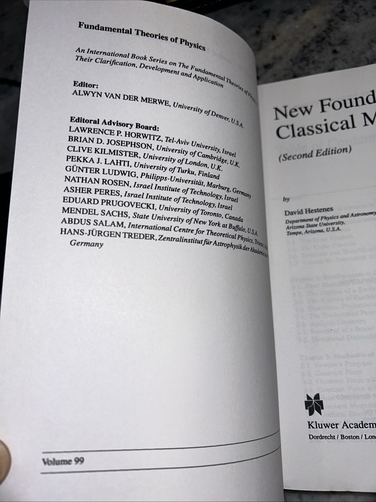 New Foundations for Classical Mechanics (Fundamental Theories of Physics.